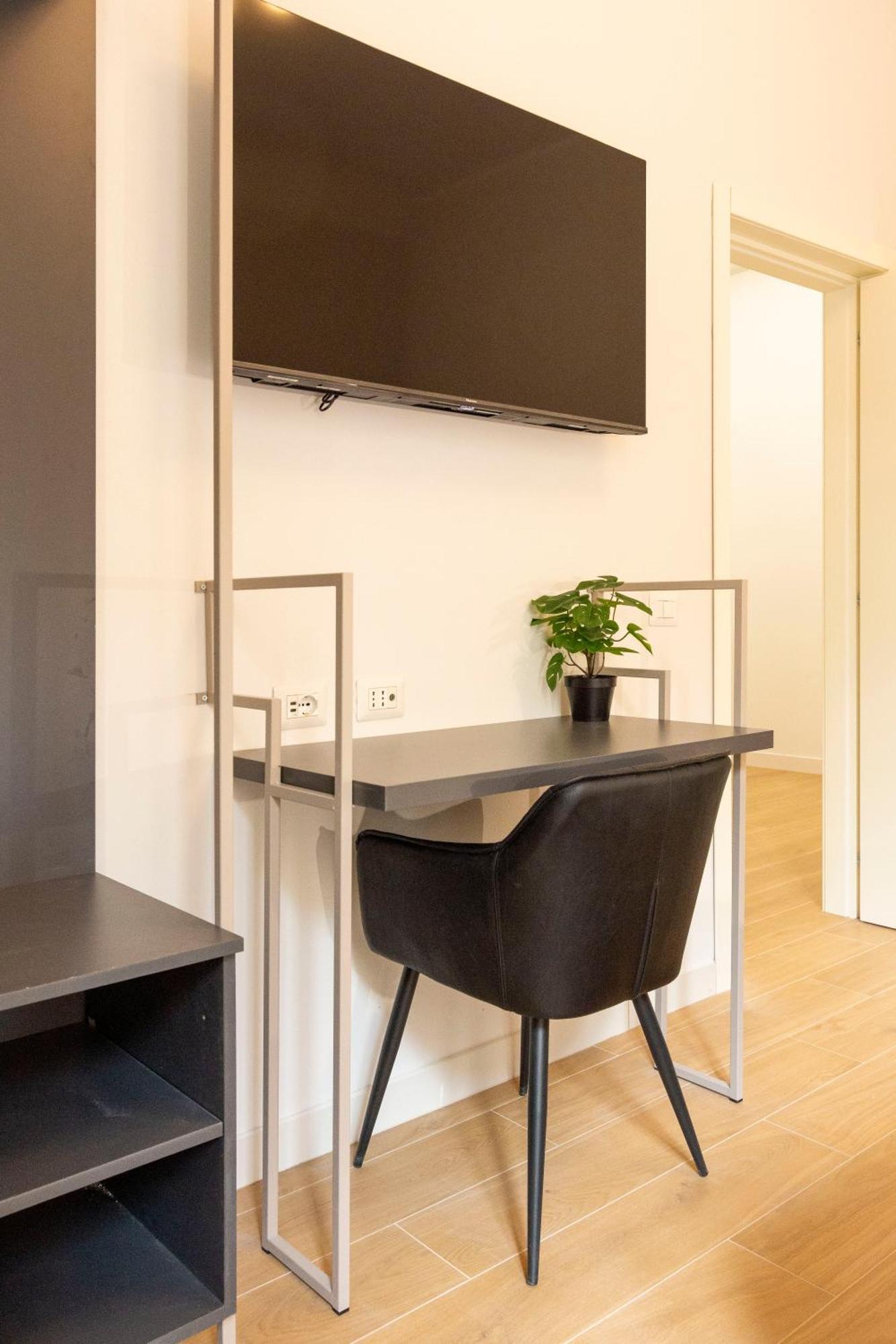 Italianflat - Navigli Suite Milan Exterior photo